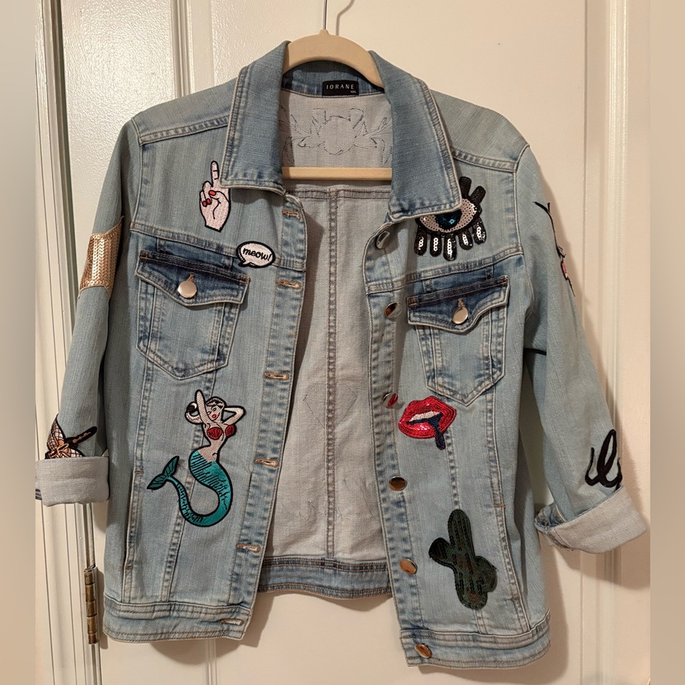 Iorane Light Wash Denim Jacket — Embroidered & Sequin Patches Size 42 (fits M/L)